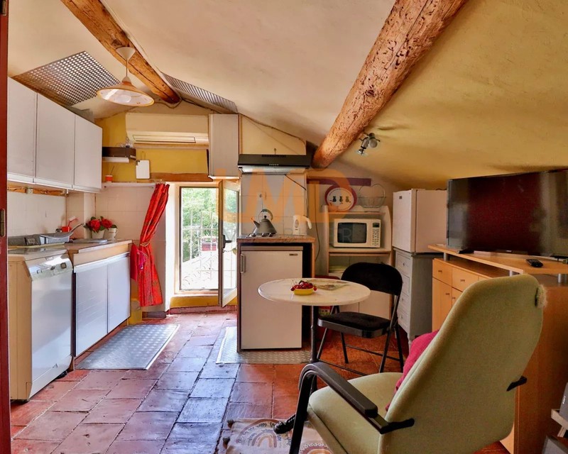 Studio 10.95M2 - Meublé - Climatisé - Centre Sterr ET Centre Bourges - 30e288f1-70aa-4638-856f-9aec2a094ab1