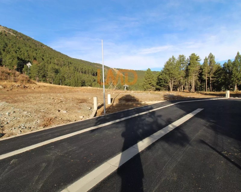 Terrain bord de piste, libre constructeur. - 47b87771-2cf2-4418-be7e-8036d718eb3d
