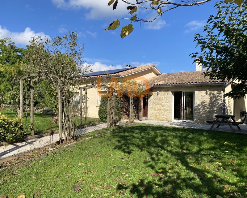 Maison de plain pied avec T1 indépendant - plain pied aveyron sans vis à vis