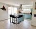 Maison de plain-pied sans murs mitoyens de 120 m2 avec piscine - e533ff3e-a765-469e-b550-06dd7fc09a37