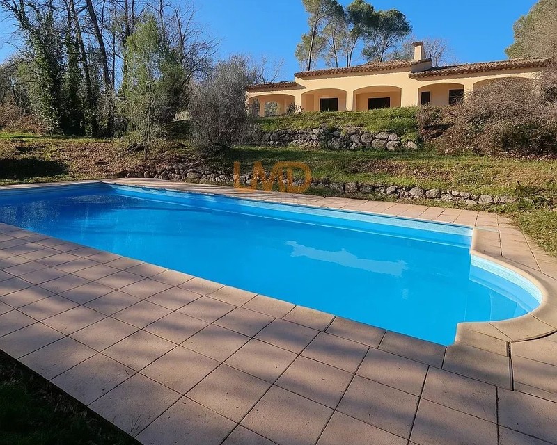 Fayence (83440) - Piscine - Climatisation - Vue dégagée - 38a0ffe8-da7d-4a96-b9a2-ba13a264d13f