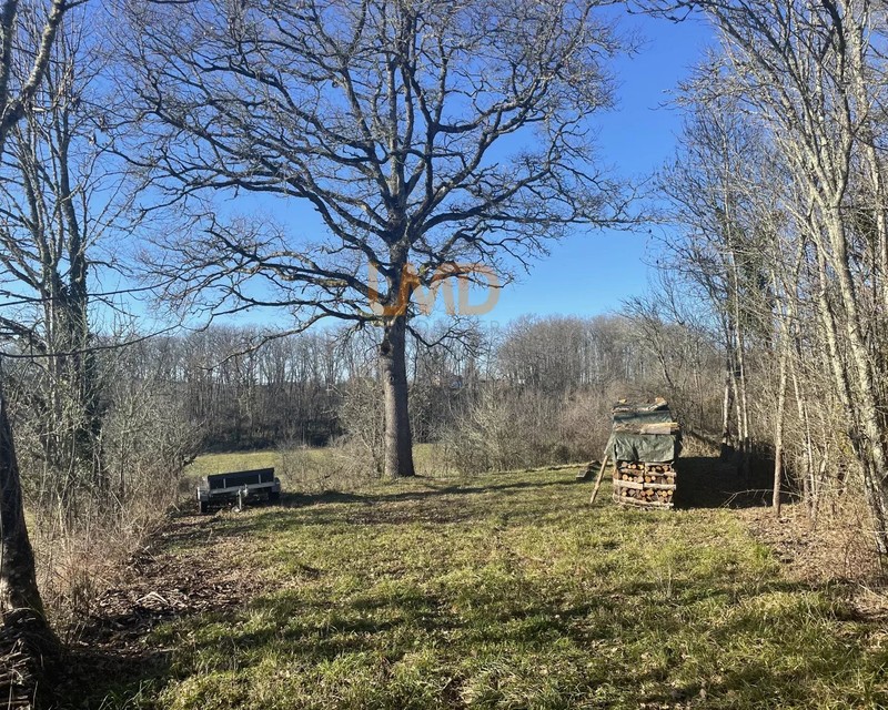 LOT en Bouriane : Maison mitoyenne  Degagnac - 2e091c4d-dd9d-4cf0-903c-3f189c16c76a