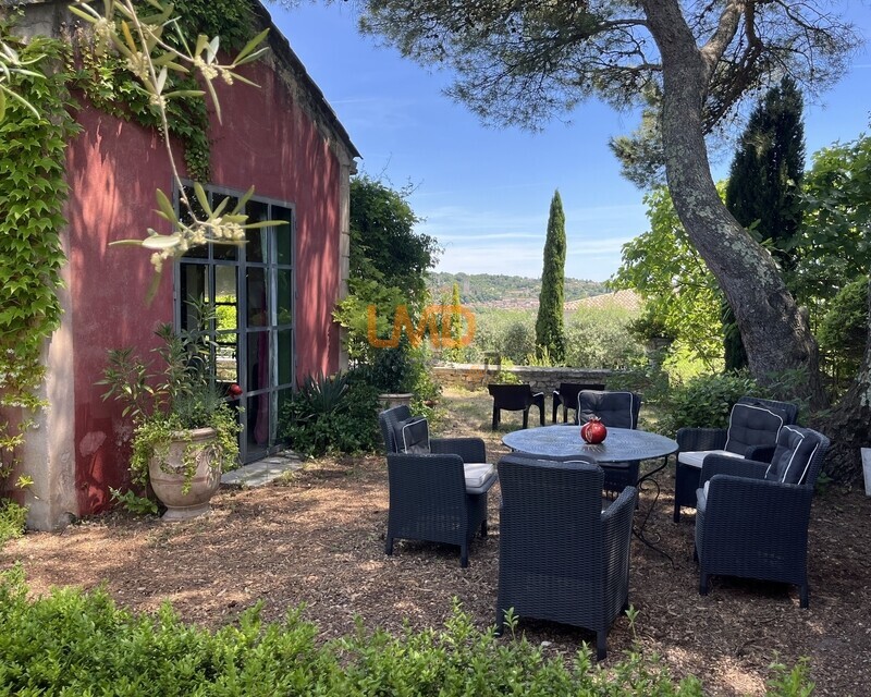 Propriete Dans UN Univers Bucolique - Salon avec vue