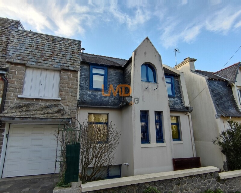 Maison coup de cœur à Saint-Brieuc – Quartier Saint-Michel - Eric-margely-lmdimmobilier-facade-1930-stmichel-stbrieuc