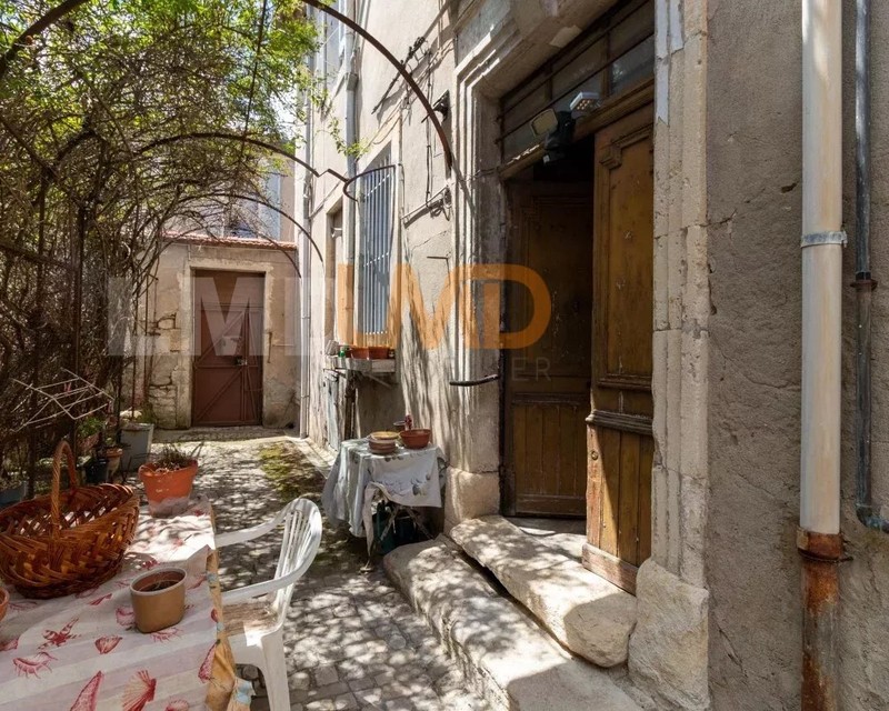 Rare ensemble immobilier au cœur de Nîmes - 371e8027-533b-4159-8d32-fc0c31097c0c