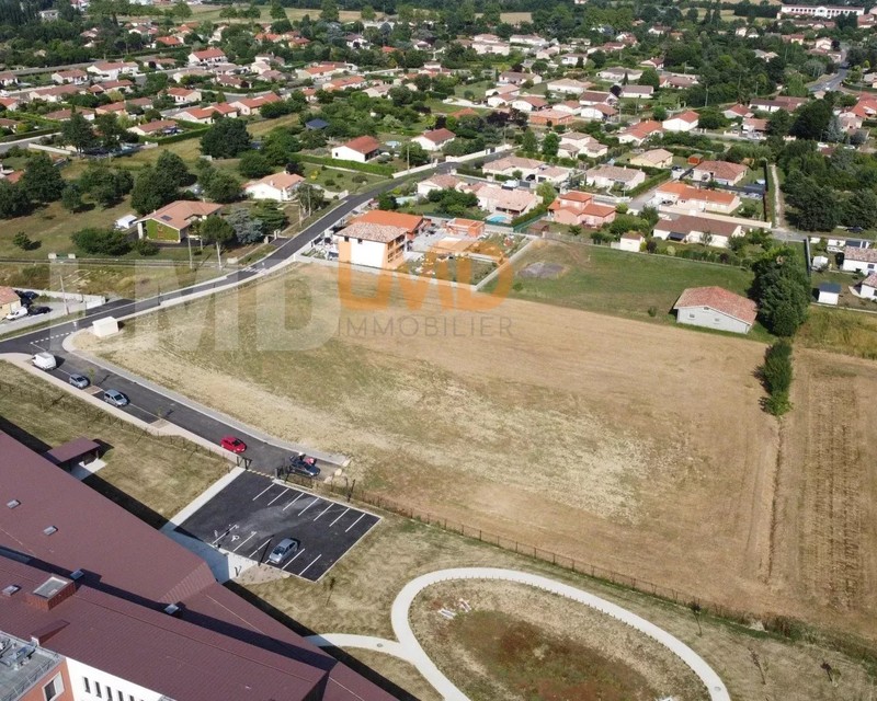 Terrain constructible à Rieux Volvestre Lot 13 - cf3532bf-b229-427f-a03e-fcc7788668f8