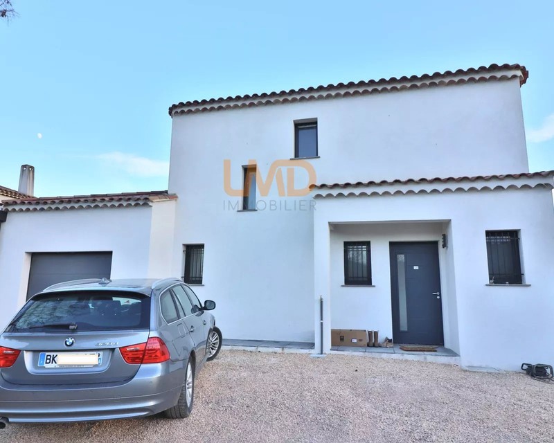Tourves Maison T4 106m2 Avec Garage 45m2 - 3cb925bd-d368-4780-b503-7df606ac361e
