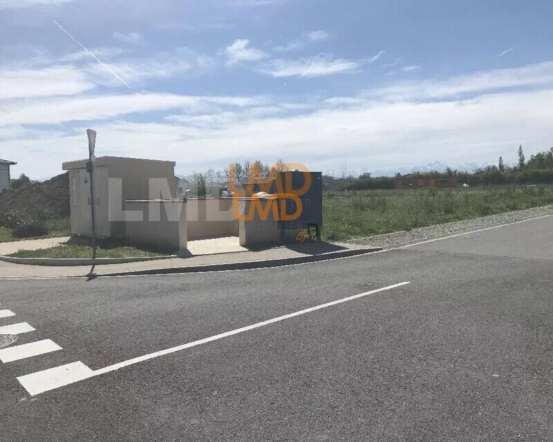 Terrain constructible à Rieux Volvestre LOT 1 - 8eab750f-b901-4261-988b-c0bed825fcf5