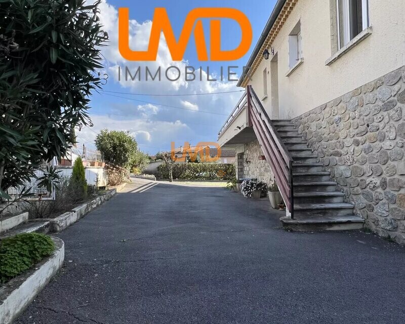 À vendre – Maison avec terrain – À 5 min du centre d’Aubenas - 9cf210c5-0f70-4d7f-a0a9-b3bad36bad8a