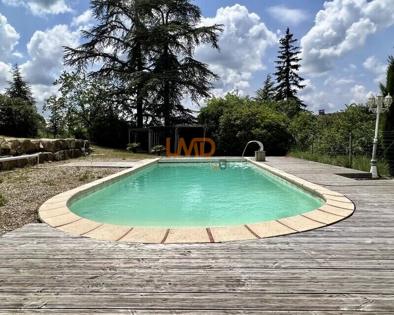 Maison 168m2 avec grand terrain et piscine - 82804cb0-3bc6-46a9-b5e0-72132195fbcf