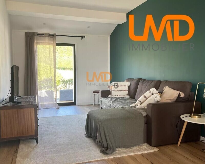 Villa de plain-pied de 102 m² avec piscine et très belle vue - 18e2e4f2-a17d-4969-9be9-799ef1710cc7
