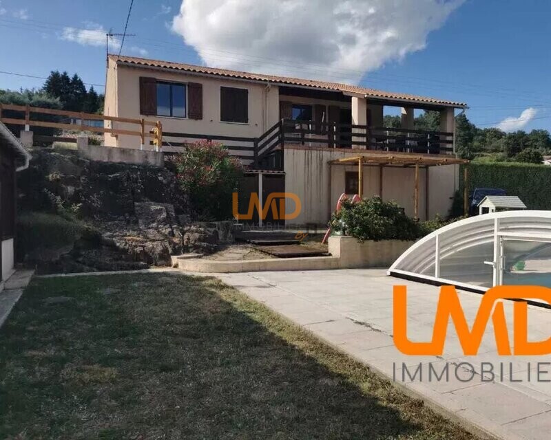 Villa de plain-pied de 102 m² avec piscine et très belle vue - 3f228307-3abb-4cd5-a47d-447ff33ab443