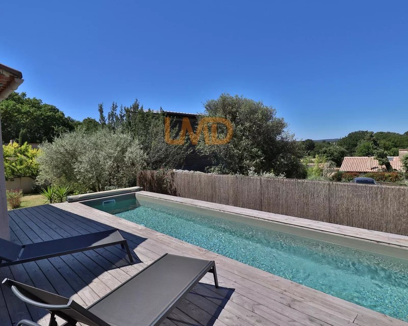 Villa-Proche Uzès-Plain-Pied-Lumineuse-5 pièces-Fonctionnelle-Piscine - VILLA-ST-QUENTIN-LA-POTERIE-PLAIN-PIED-LUMINEUSE-BEAUX VOLUMES-PISCINE 
