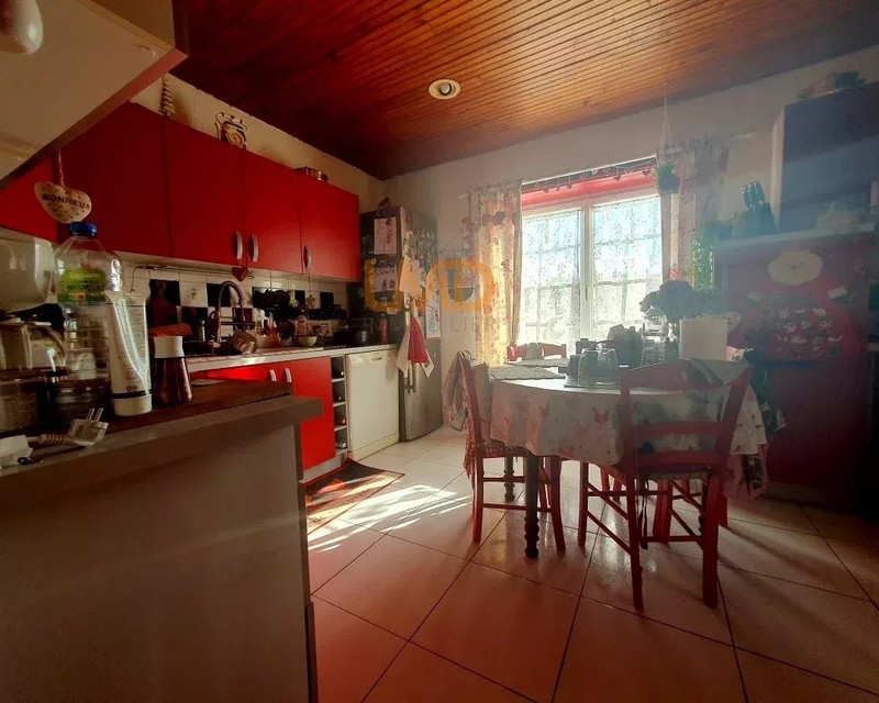 Habitation avec local professionnel - efd308cf-9b5e-49ce-b611-5b83450bd520