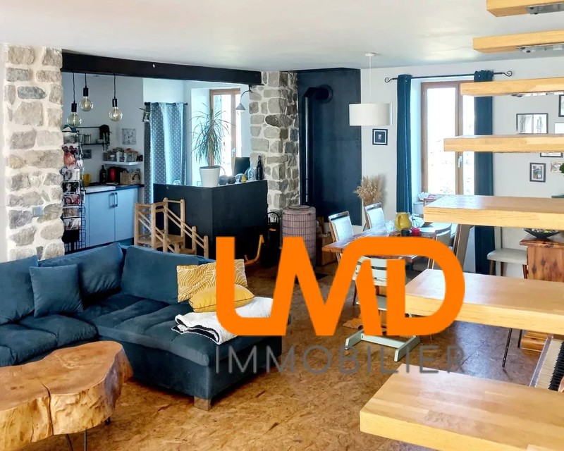 Maison de ville de 180 m² – à 2mns à pied du Centre d’Aubenas - 316ba944-d47f-47e5-b52b-58e50b0afec9