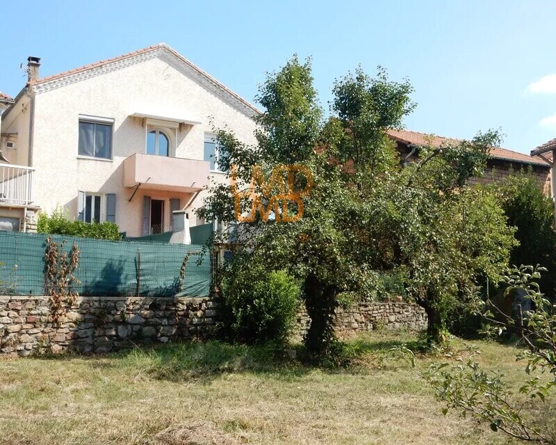 Maison EN Pierre Avec 2 Appartements - Garage - Grand Terrain - e8af037c-4738-431a-bb37-aa782ca30ffd