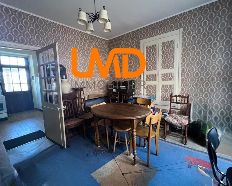 À deux pas du centre-ville, maison de 160m2 à fort potentiel avec vue - 74482891-1f15-48f4-afc1-f6001faba1c5