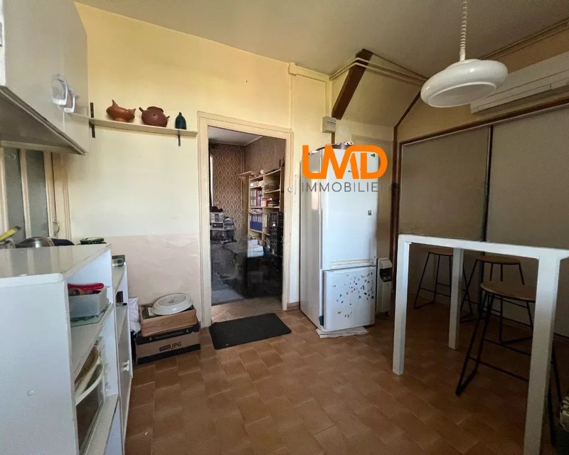 À deux pas du centre-ville, maison de 160m2 à fort potentiel avec vue - 63cb9f8d-06b4-4437-9a91-abb85840766e
