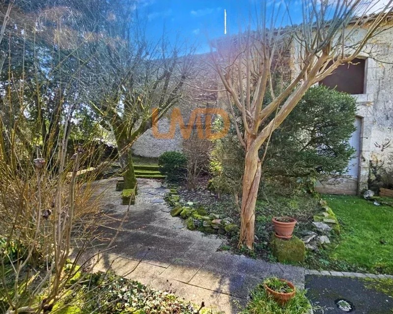 Maison 6 chambres, zéro travaux - 8aacda8f-334d-457f-9b96-a93cb2f0e902