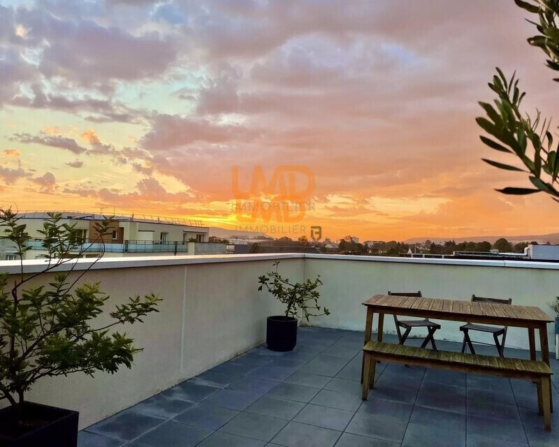 Appartement 3pièces de 78m2 + 70m2 de terrasse moderne - 867a0aac-6eb2-4305-b504-5fa2242455d9