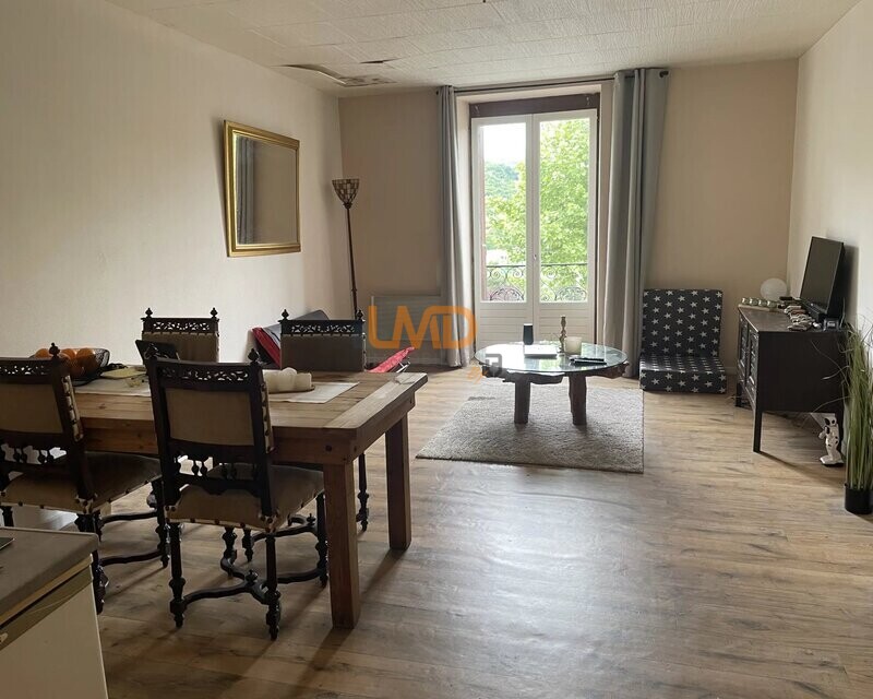 Immeuble de rapport - 7cbde100-de5e-47cb-86cf-b66f842be529