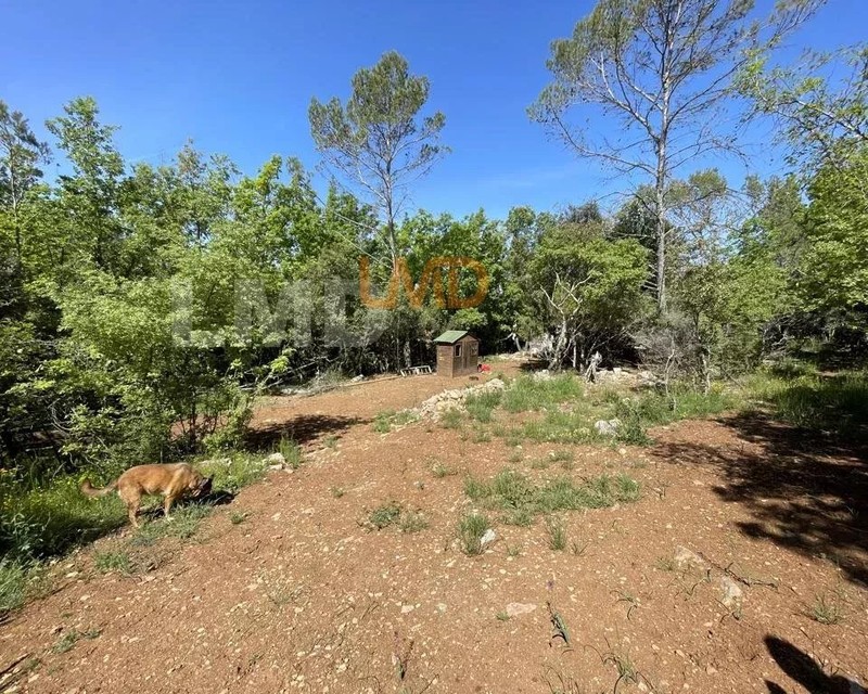 Terrain de loisir Flassans sur Issole - d4b395cd-b341-4632-91e8-9de4bd19a31a