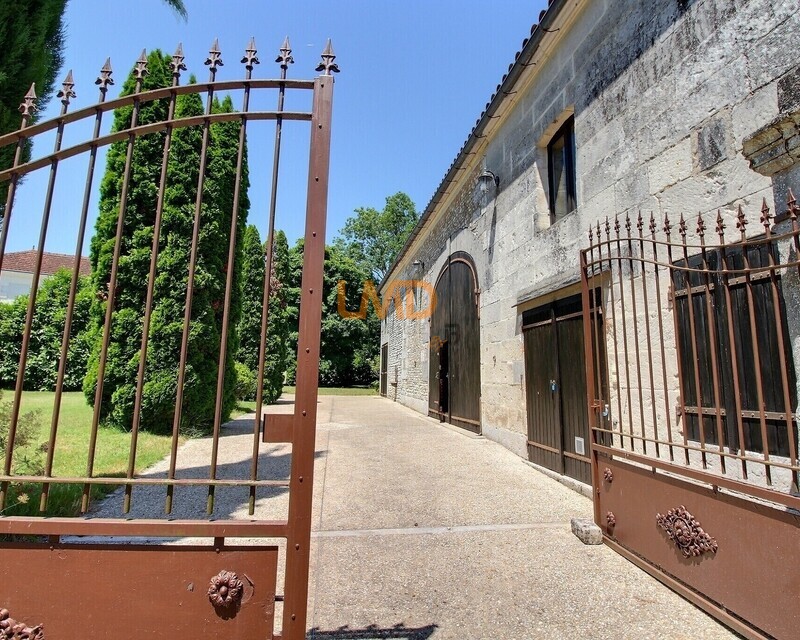 Propriété à la campagne - Exposio 132596540