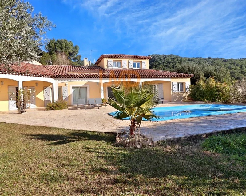 Villa moderne 4 suites - piscine - Calme absolu à la campagne - ccc67f94-a71f-400e-af00-6707d69f4610