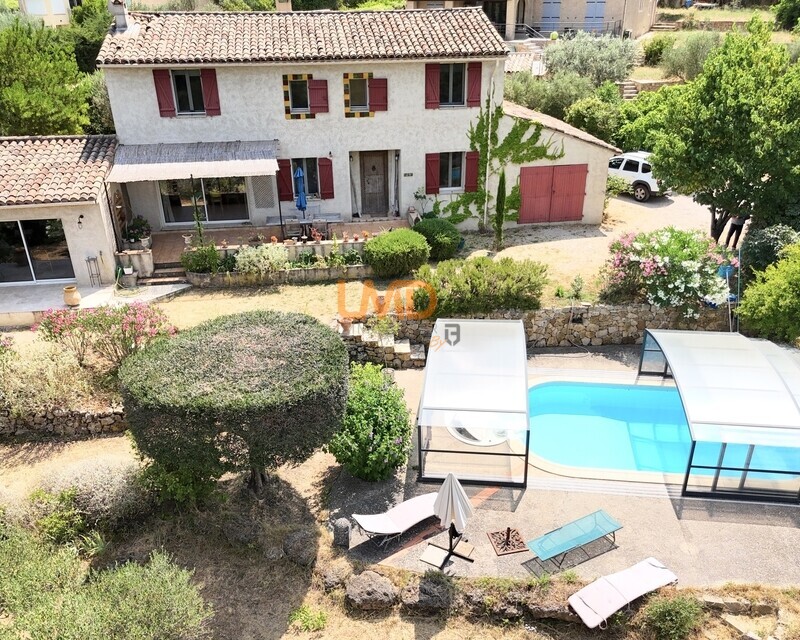 Cotignac: superbe maison T5 de 165m2 sur terrain 1500m2 - B6005e2b-a9dc-4e8b-bca9-70a0edfb5488 1 201 a