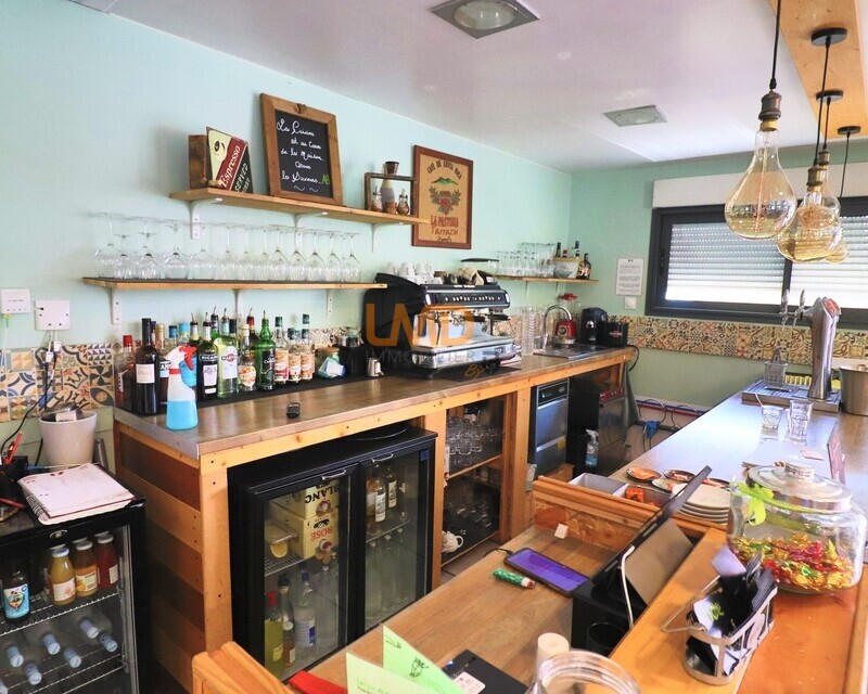 Fonds de commerce restauration Saint Maximin la Sainte Baume - 9c1cebf2-78f5-4a71-bdbc-55188572182a 1 201 a