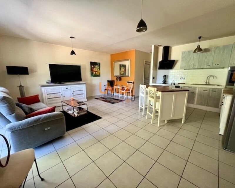 plain pied 2 chambres - terrasses - parkings - petit foncier  - plain pied a la vente sur Aubord Nimes