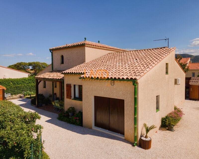 Villa T5 piscine et garage - 1000015192 1 