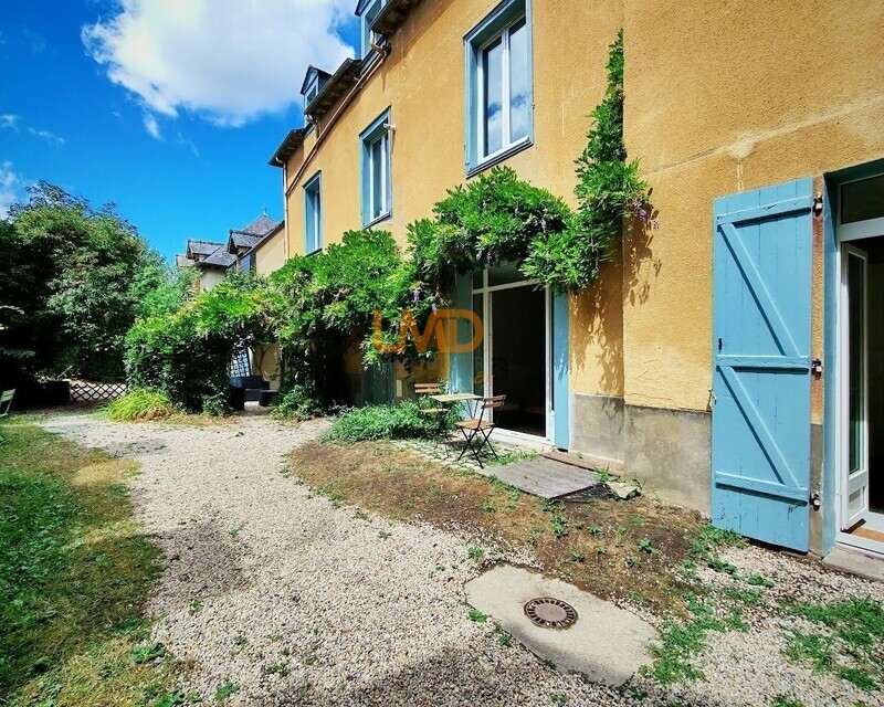 Appartement T2 de charme - T1-rue-de-dinan-rennes-vue-exterieure-terrasse-eric-margely