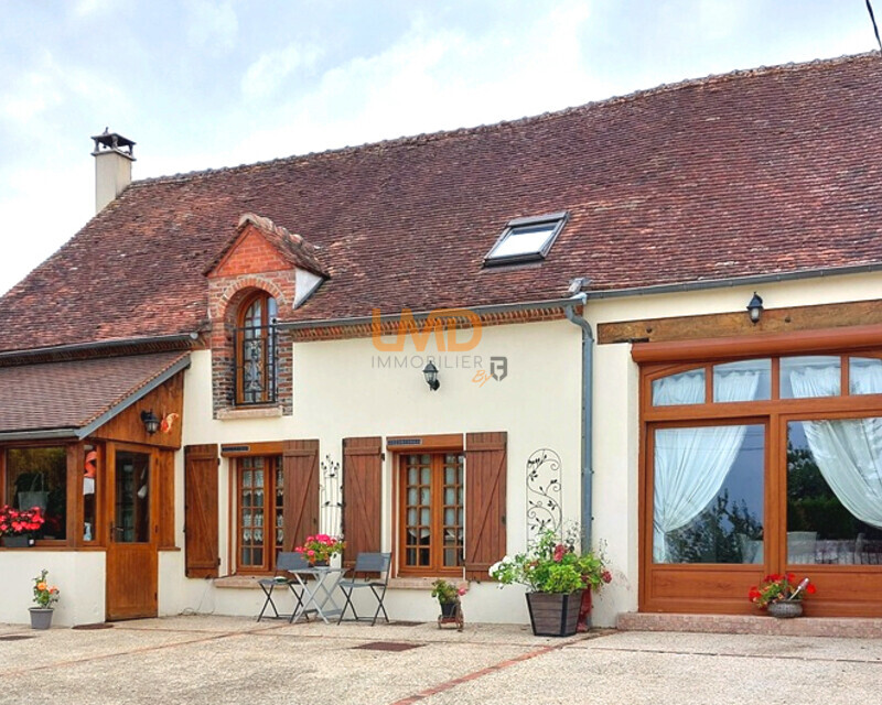 Donnemarie-Dontilly, maison 136 m² 4 chambres sur terrain clos. - Xxxx