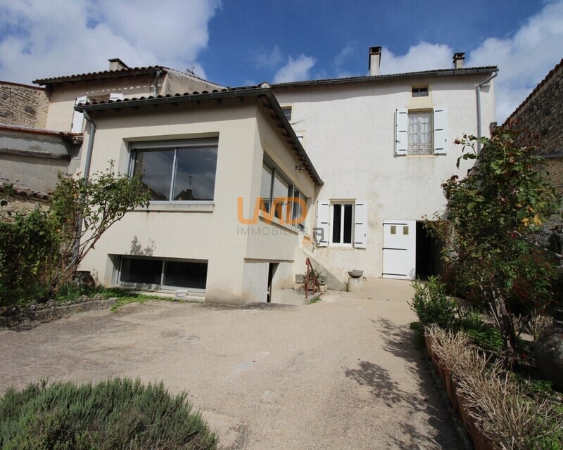 Maison de ville Matha 4 chambres - Exposio 133020458