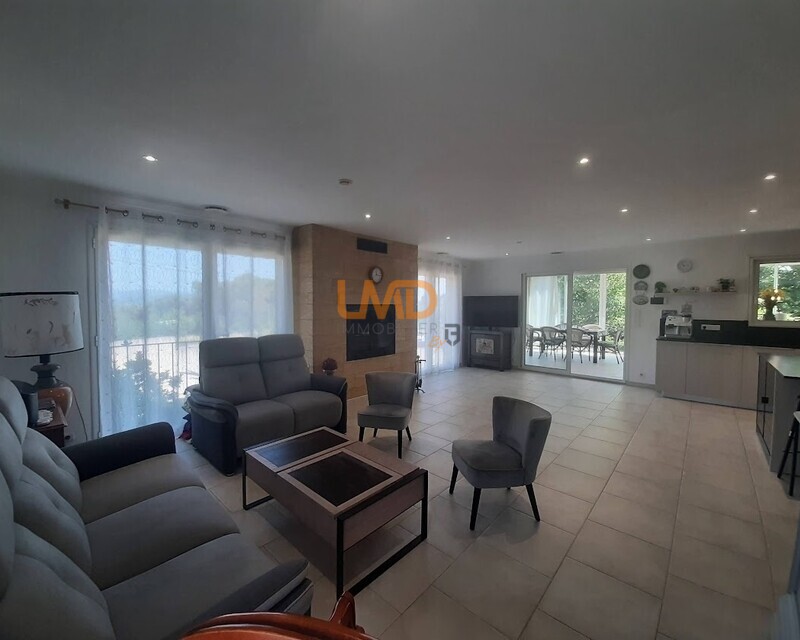 Maison contemporaine  avec vue sur la porte des Cévennes  - 20250609 111520