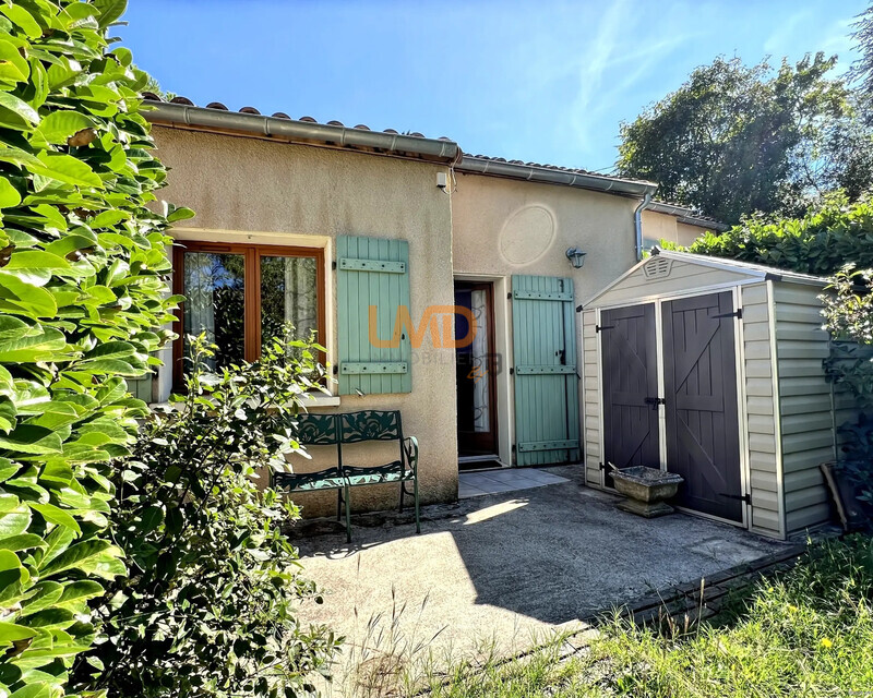 Maison 43m2 avec jardinet - Ia generated 1760614433