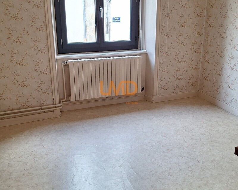 Appartement bien situé - Chambre 2 appartement T3 AMBERT