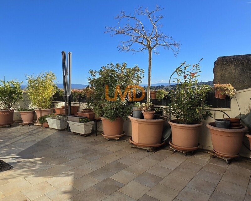 Maison lumineuse avec garage, terrasse et vue exceptionnelle - Photo1