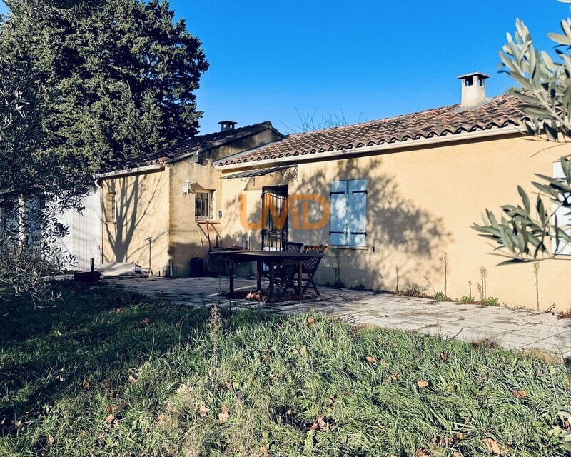 Caumont-sur-Durance. Calme absolu et cadre exceptionnel. - Img 7289