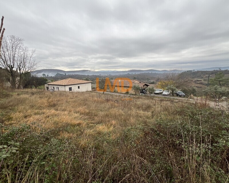 Terrain de 997 m² – Vinezac limite Lachapelle sous Aubenas - Img 1638